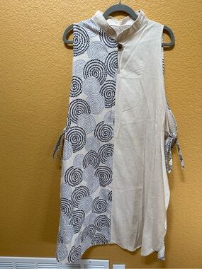 Japanese Style Plus Sleeveless Beige & Navy Spiral Print Dress Open Sides 3X